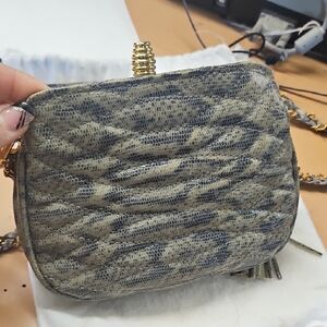 Quilted Snake-Texture Crossbody Bag in Beige and Gray